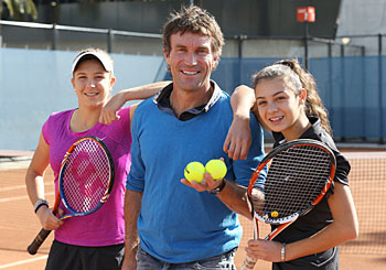 ellen-perez_pat-cash_sera-yavuzcan